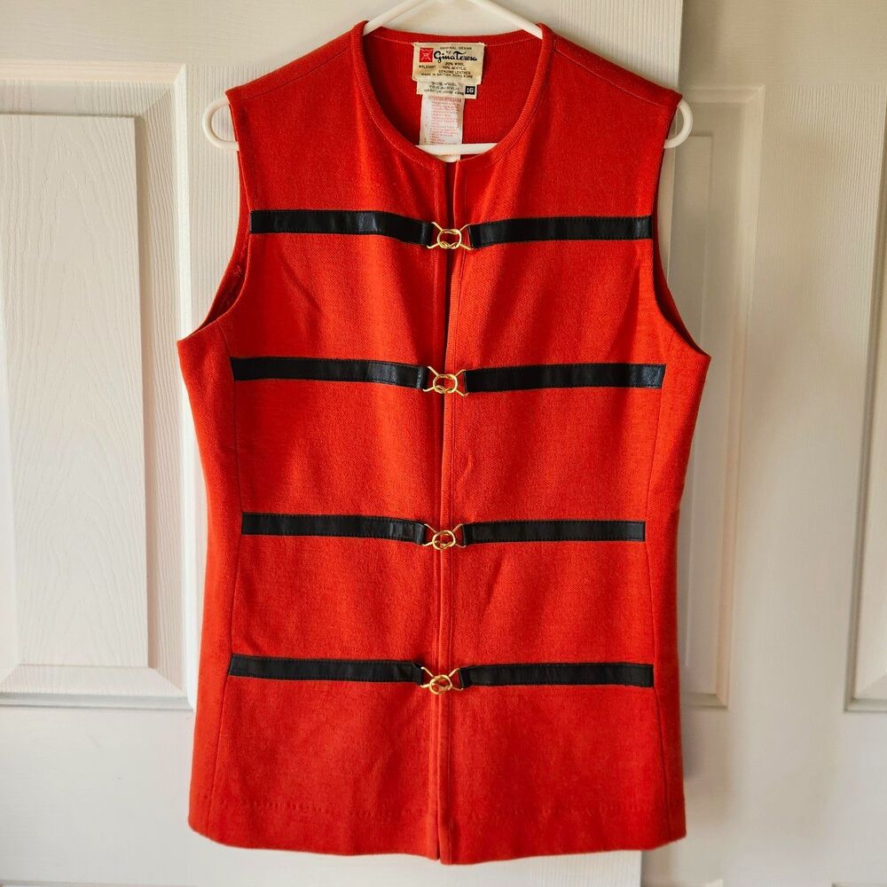 VTG Gina Teresa Mod Knit Vest Rust Orange Leather Buckle Detail Size 16